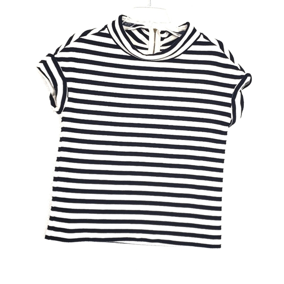 Anthropologie Tops - Anthropologie striped cuff sleeve top